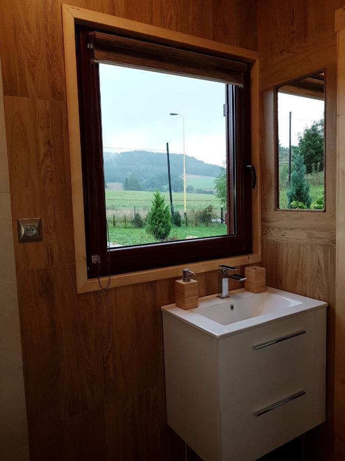 Domki Caloroczne Z Kominkiem - Skala I Glaz Szczytna Exterior photo