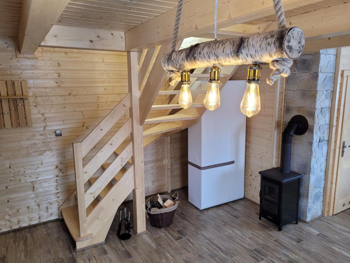 Domki Caloroczne Z Kominkiem - Skala I Glaz Szczytna Exterior photo