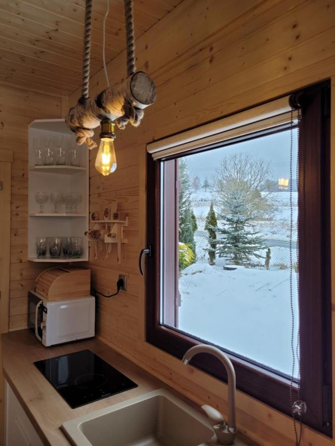 Domki Caloroczne Z Kominkiem - Skala I Glaz Szczytna Exterior photo